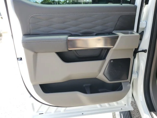 New 2026 Star White Metallic Tri-Coat Ford F-250® Platinum® image 13