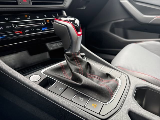 New 2026 Monument Gray w/Dp Blk Rf Volkswagen Autobahn image 27