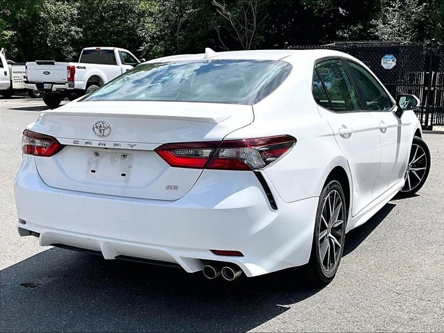 Used 2023 White Toyota SE image 4