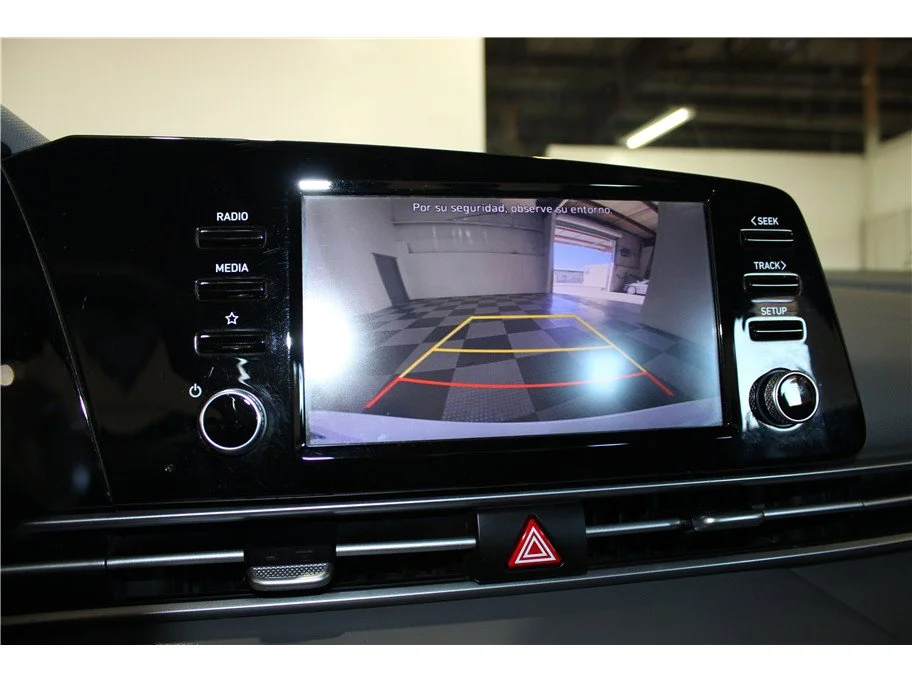 Used 2021 Quartz White Hyundai SEL image 31