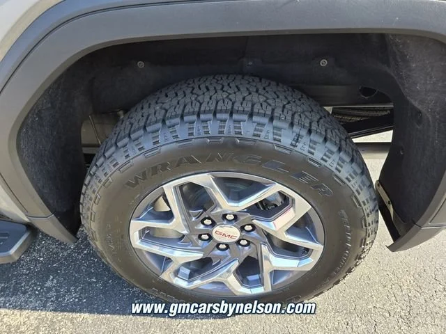 New 2026 Sterling Metallic GMC SLT image 9