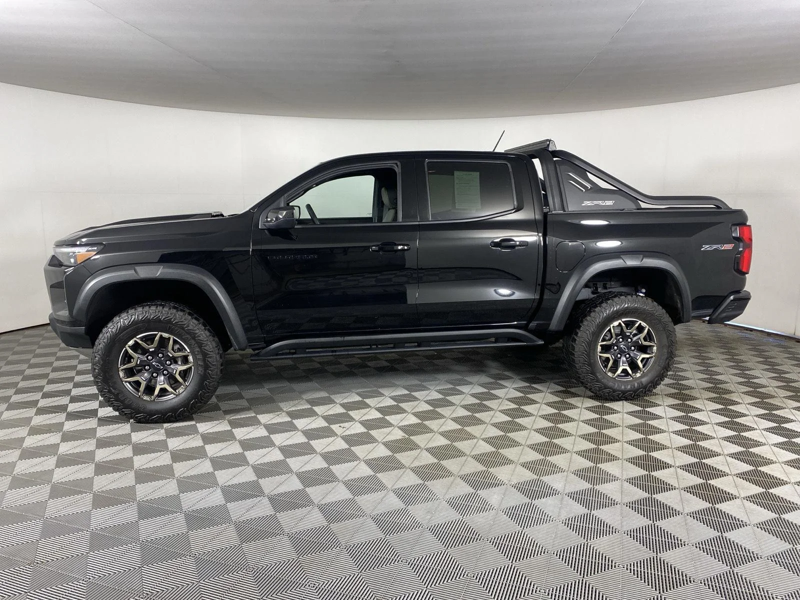 Used 2024 Black Chevrolet ZR2 image 4