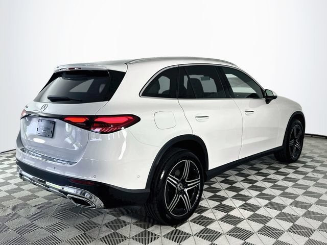 New 2026 Polar White Mercedes-Benz GLC 300 image 38