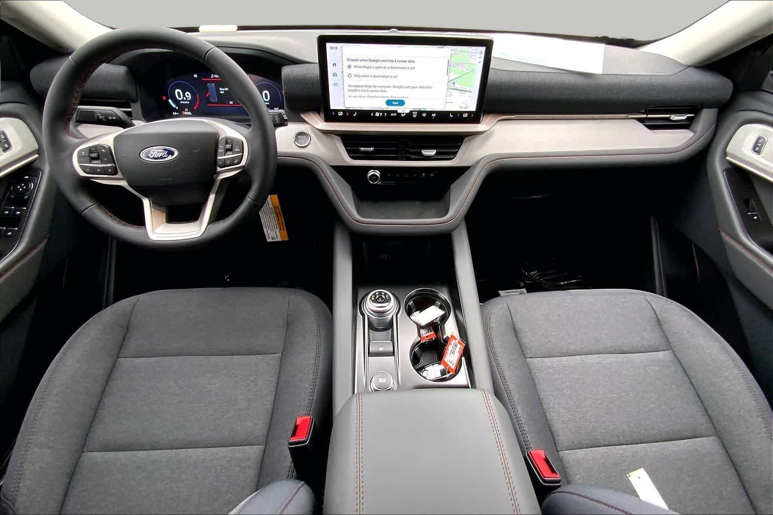 New 2026 Space White Metallic Ford Active image 12