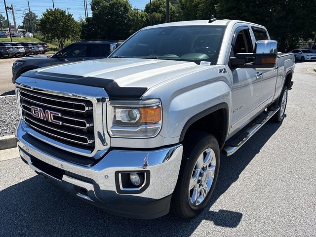 Used 2017 Quicksilver Metallic GMC SLT image 4