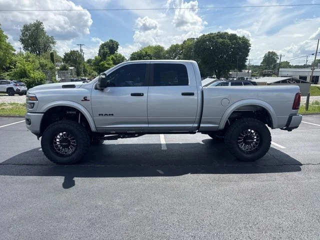 New 2026 Silver-Zynith Exterior Paint RAM Big Horn image 4