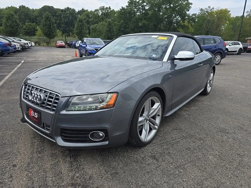 Used 2012 Gray Audi 3.0 Cabriolet Premium Plus image 3