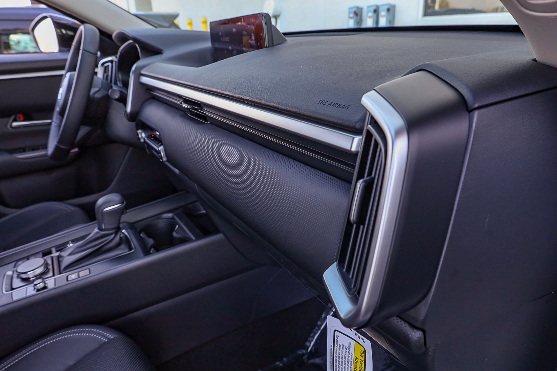 New 2026 Wind Chill Pearl Mazda Preferred AWD image 32