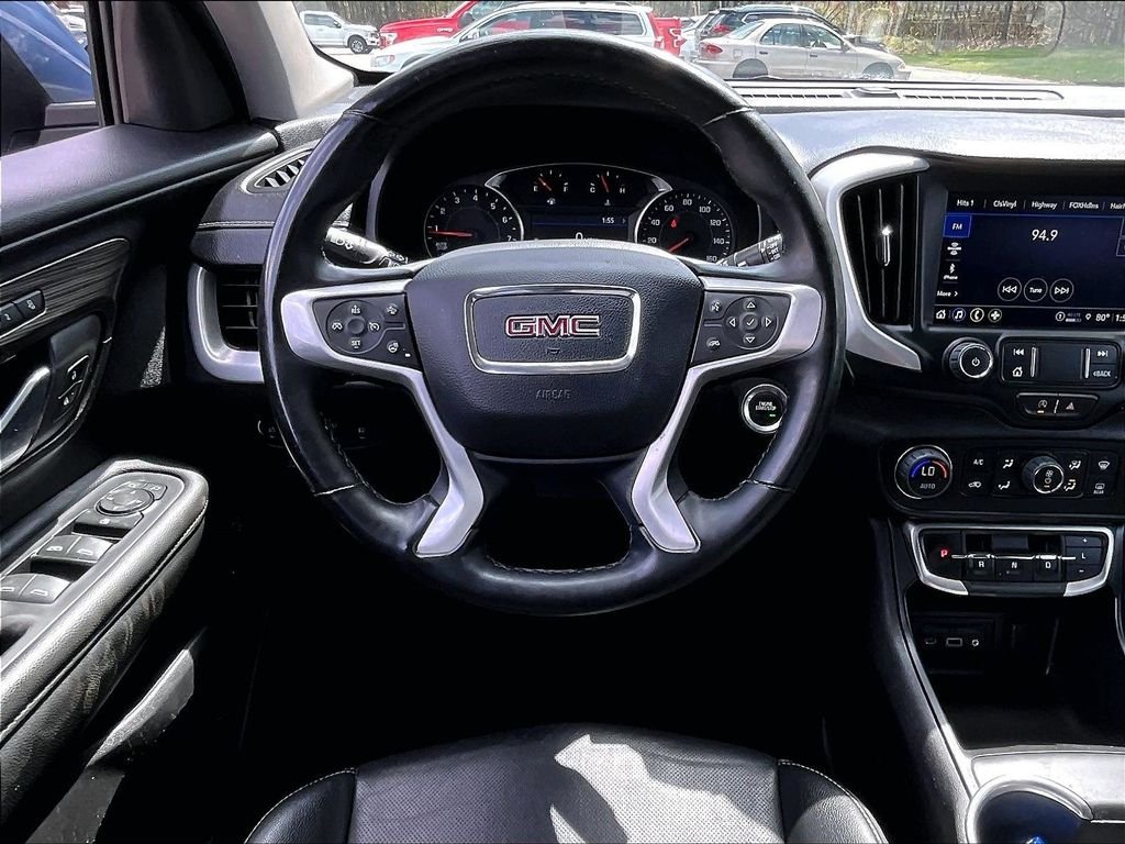 Used 2024 Downpour Metallic GMC SLT image 17