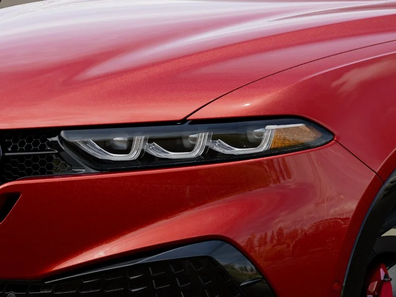 New 2026 Rosso Brera (Red) Exterior Paint Alfa Romeo Veloce image 6
