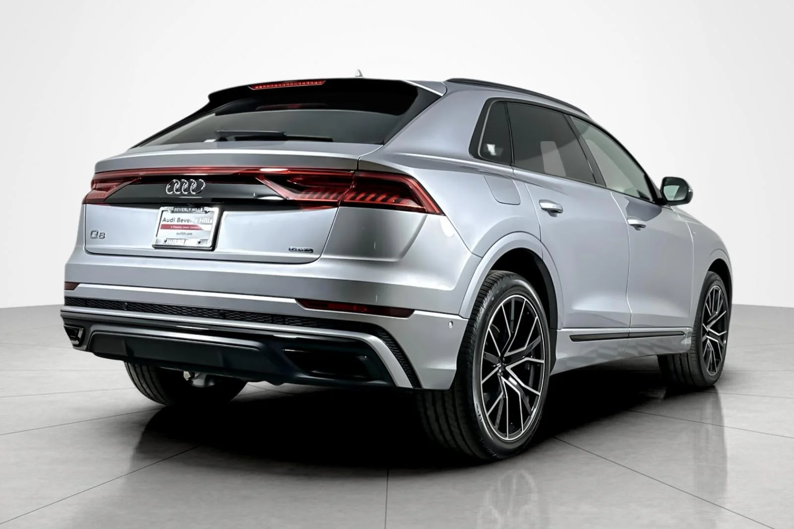 Used 2020 Florett Silver Metallic Audi Premium Plus 55 TFSI quattro image 5