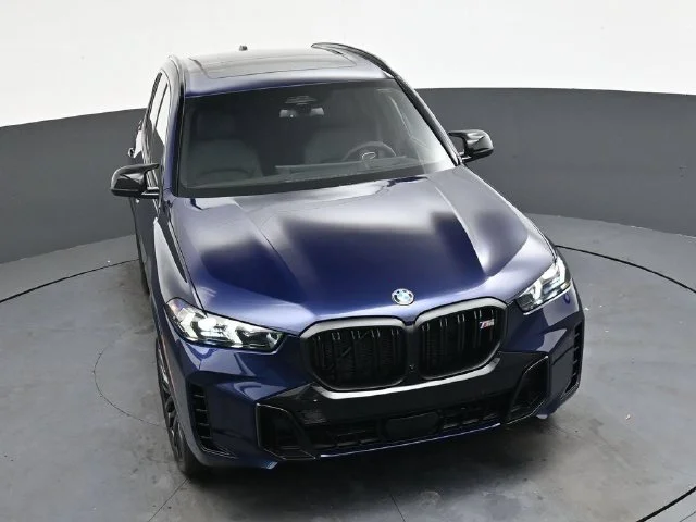 Certified Used 2026 Blue BMW M60i image 28