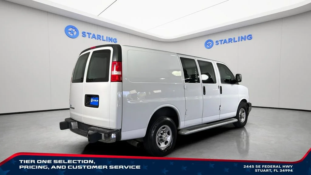 Used 2024 Summit White Chevrolet WT image 28