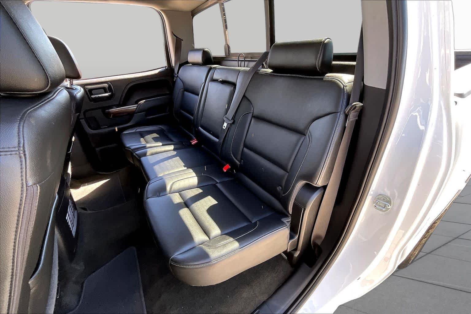 Used 2018 Summit White GMC SLT image 18