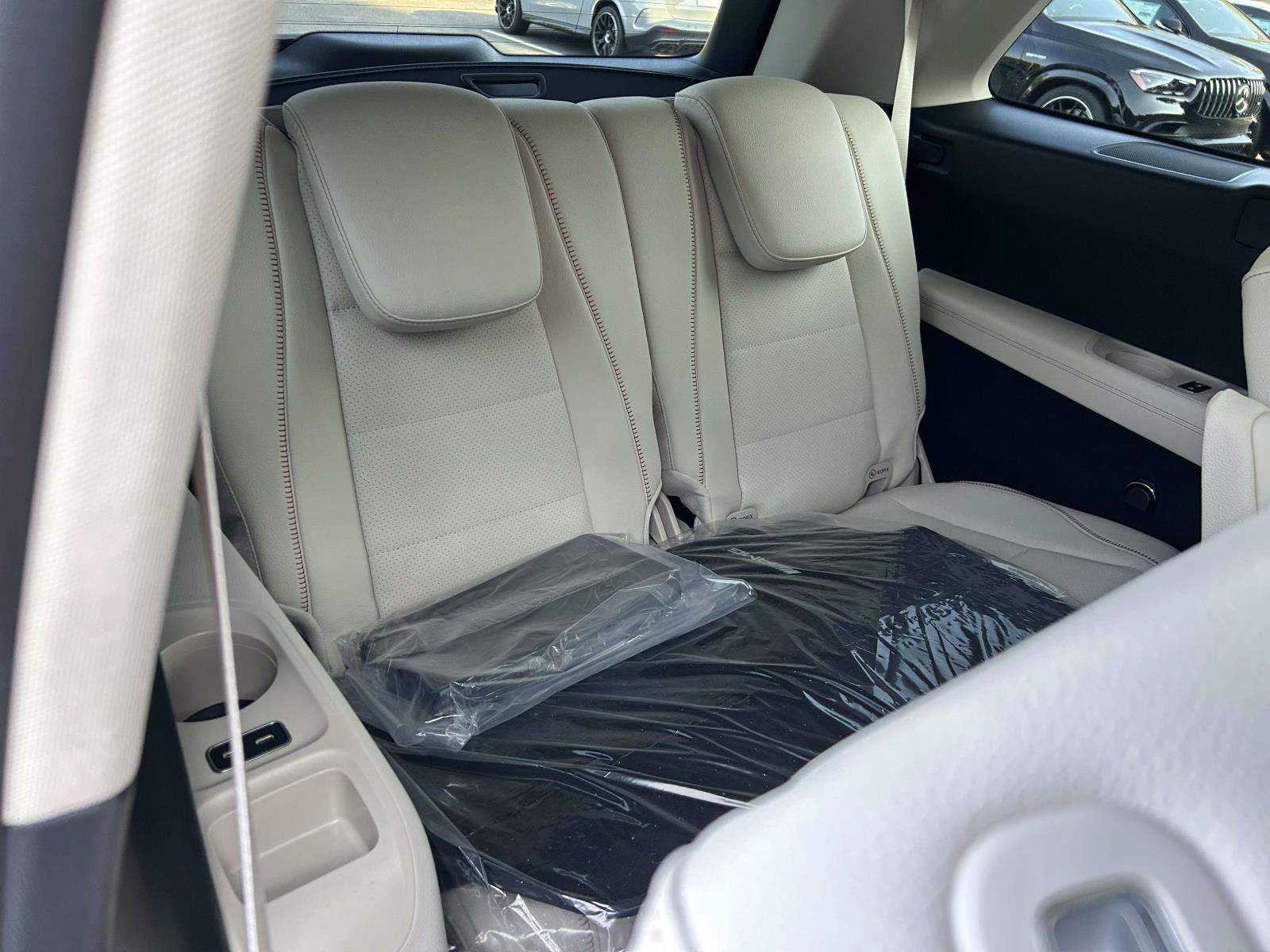 New 2027 Polar White Mercedes-Benz GLS 450 4MATIC® SUV image 41