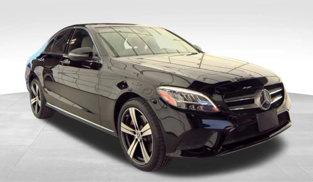 Used 2019  Mercedes-Benz C 300 image 3