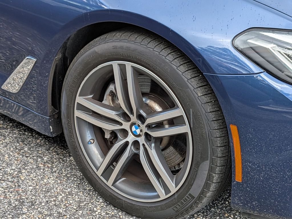 Used 2022 Blue BMW 530i xDrive image 6
