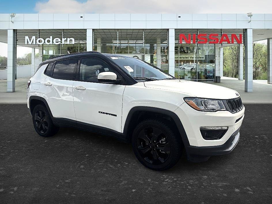 Used 2021 White Clearcoat Jeep Altitude image 7