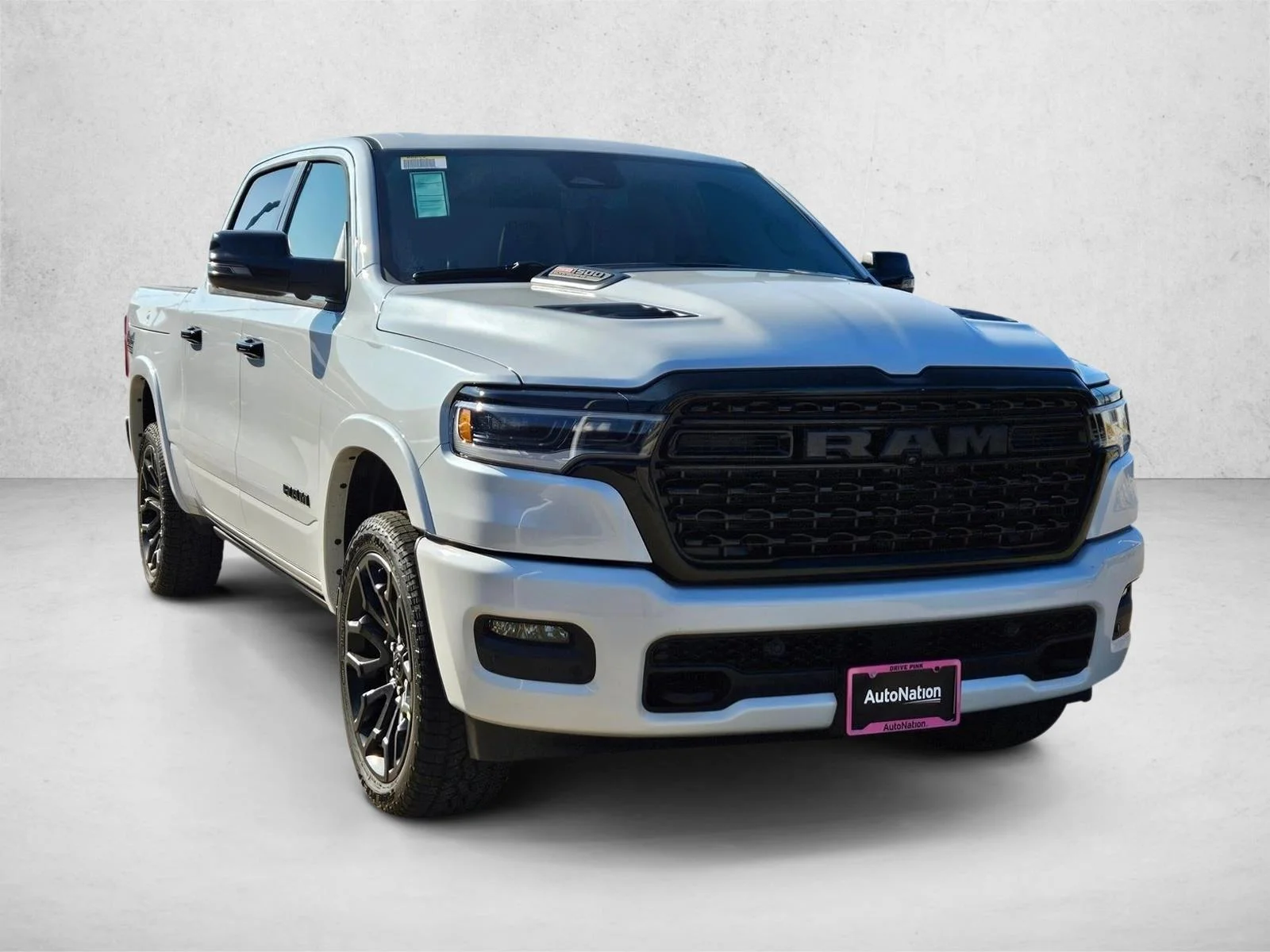 New 2026 Ivory White Tri-Coat Pearlcoat Ram Limited image 7
