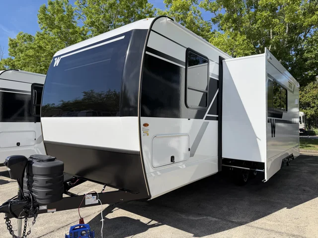 2027 Winnebago Thrive 