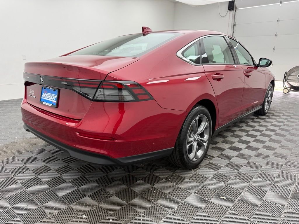 Used 2024 Red Honda EX image 8