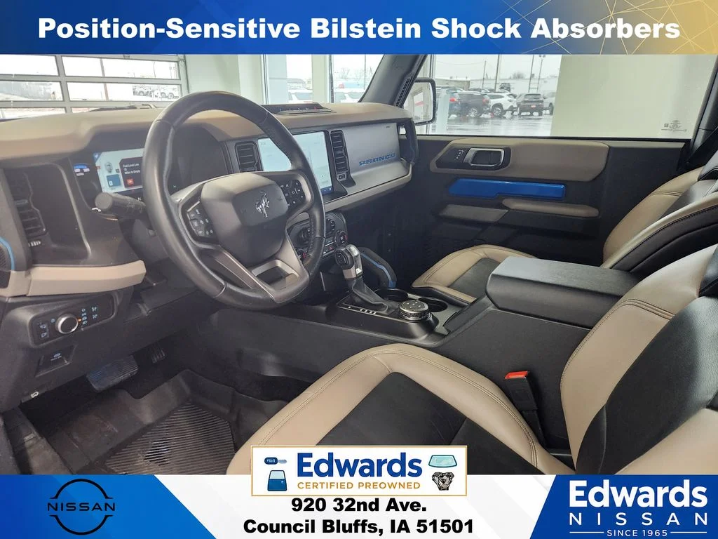 Used 2021 Blue Ford Wildtrak image 17