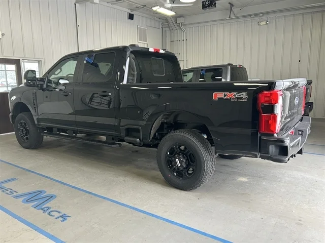 2026 Ford F-350 Super Duty XL - Photo 8