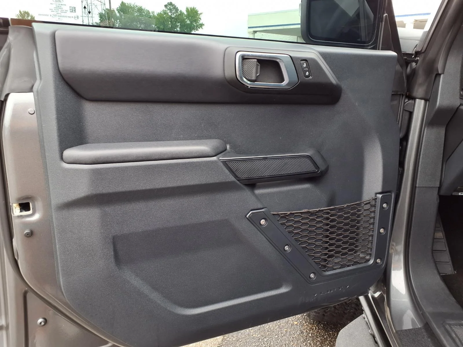 Used 2025 Carbonized Gray Metallic Ford Badlands image 27