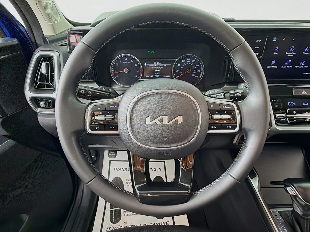 Used 2022 Sapphire Blue Kia S image 11