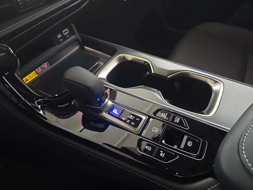 New 2026 Cloudburst Gray Lexus PREMIUM PLUS AWD image 24
