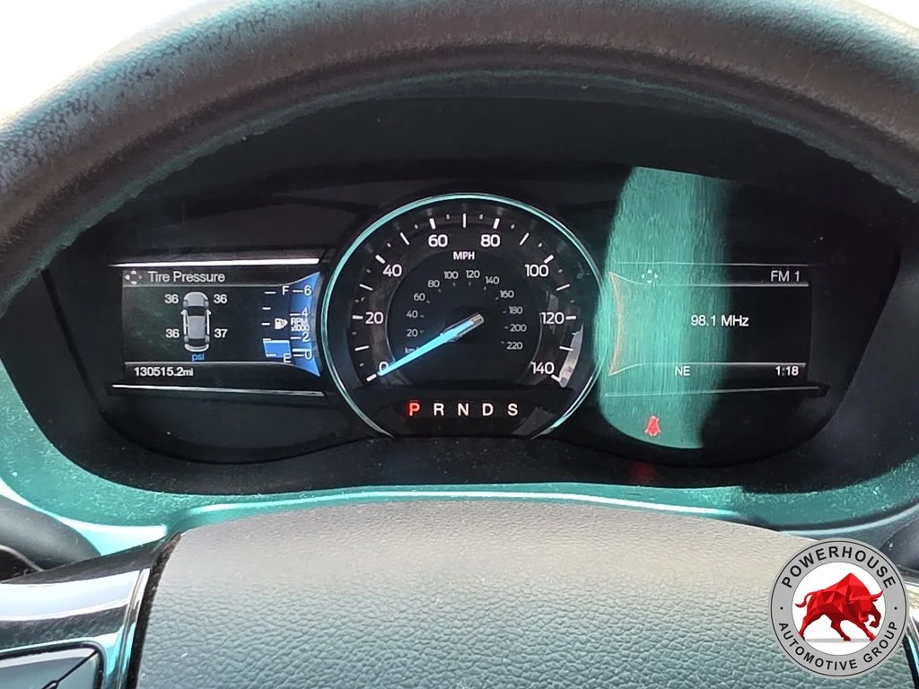 Used 2017 White Ford XLT image 35
