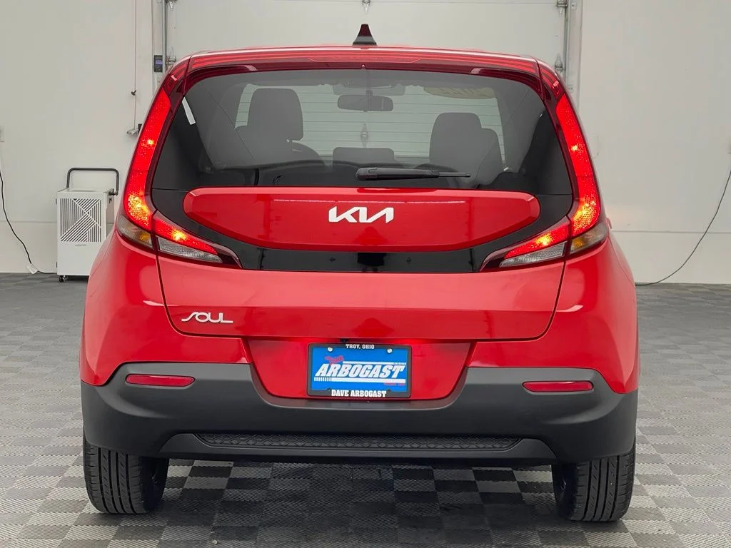 Used 2022 Inferno Red Kia LX image 7