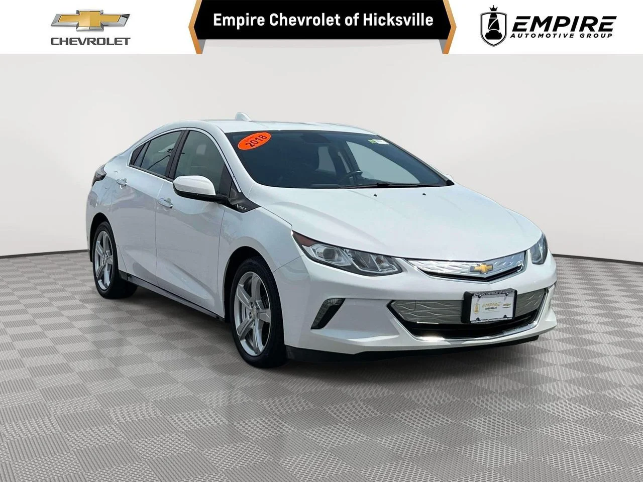 2018 Chevrolet Volt LT's photo