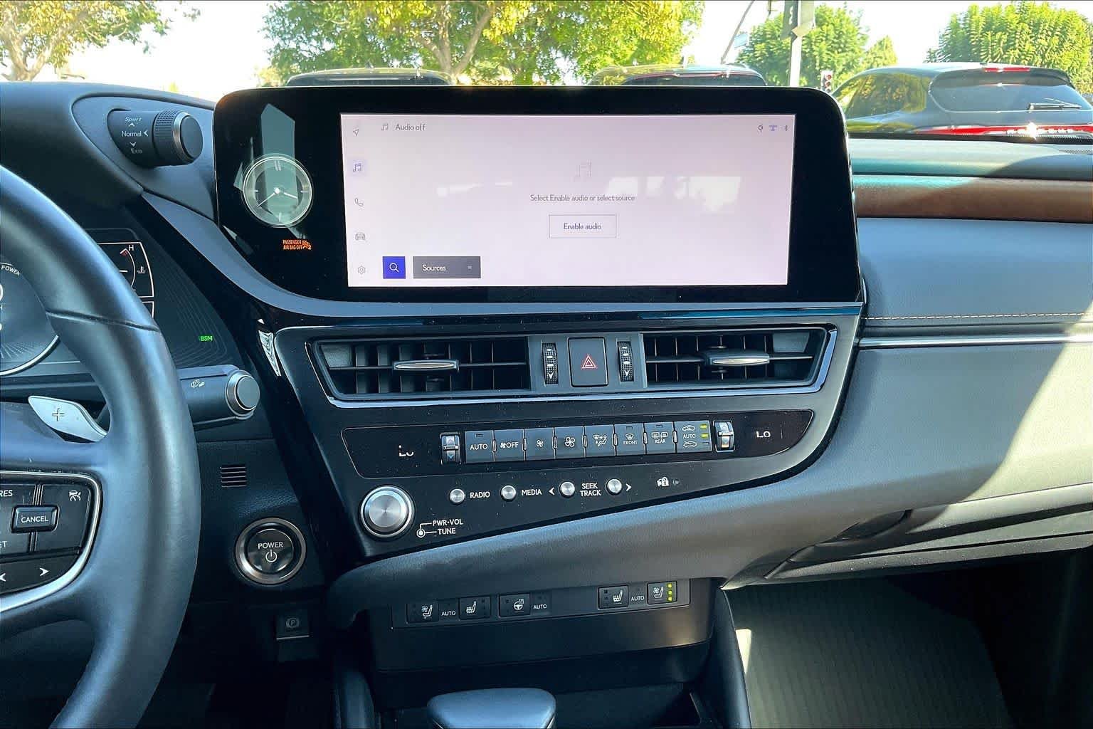 Used 2025 Iridium Lexus  image 34
