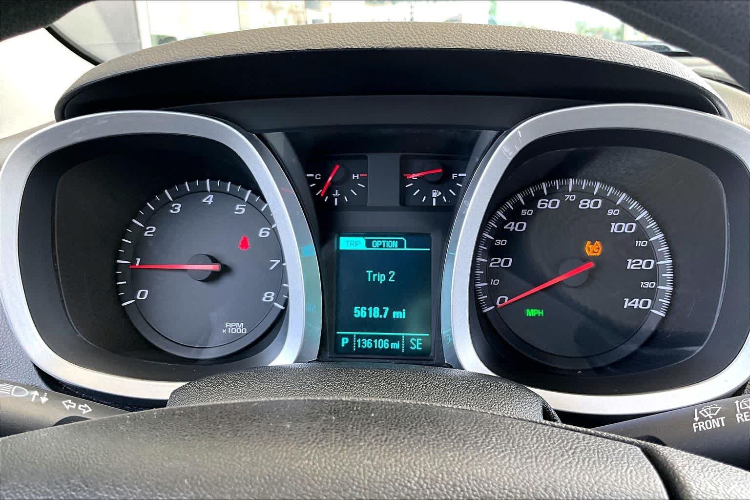 Used 2015 Summit White Chevrolet LS image 23