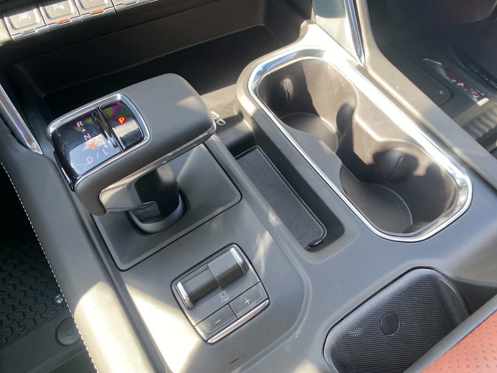 New 2026 Onyx Black GMC Denali Ultimate image 25