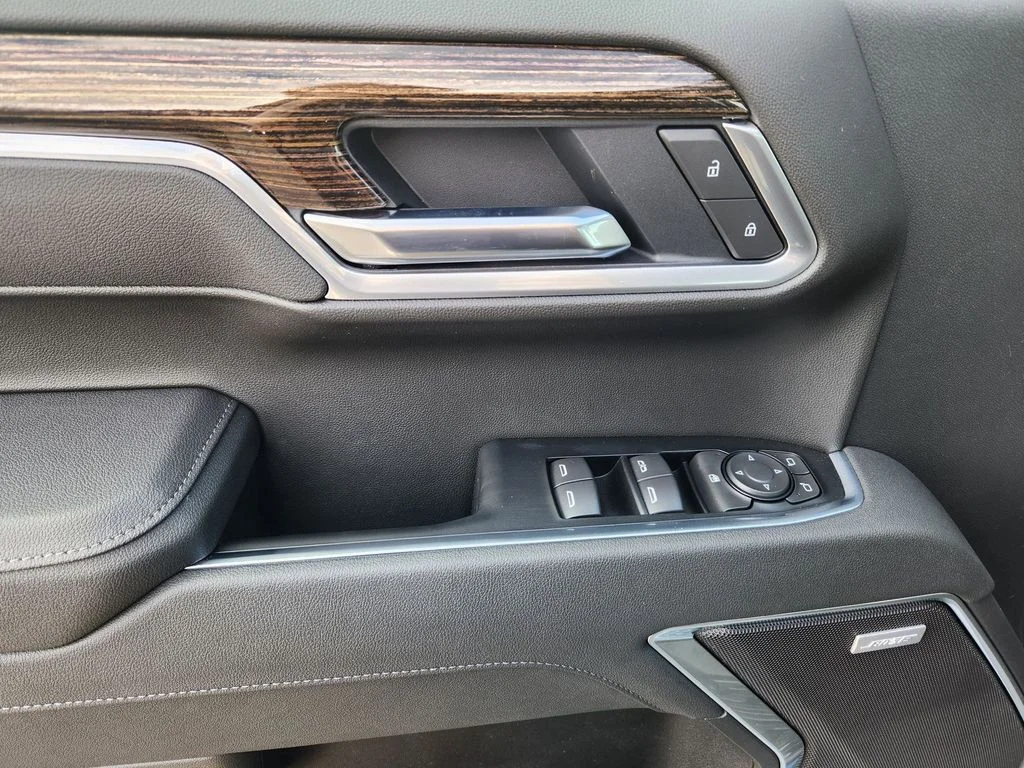 New 2026 Downpour Metallic GMC Elevation image 15
