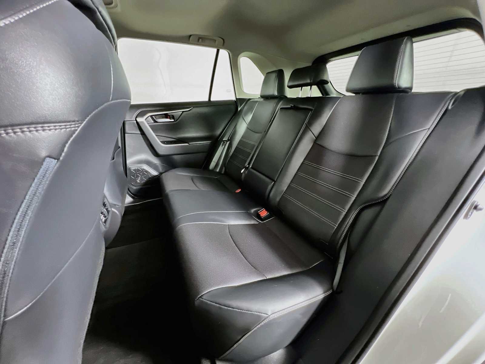 Used 2019 Blizzard Pearl Toyota Limited image 26