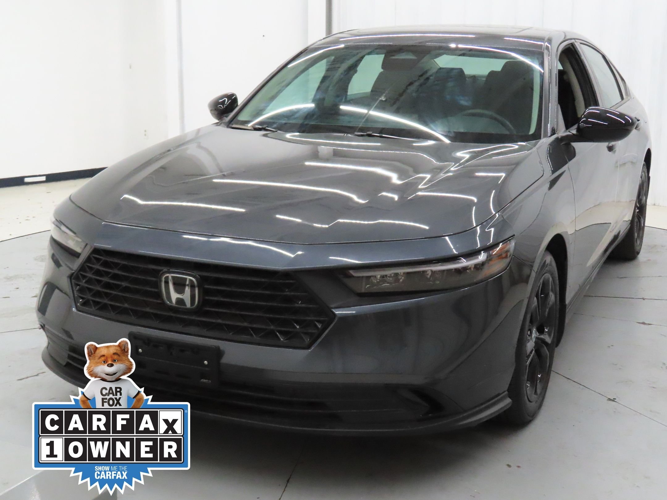 Used 2025  Honda SE image 8