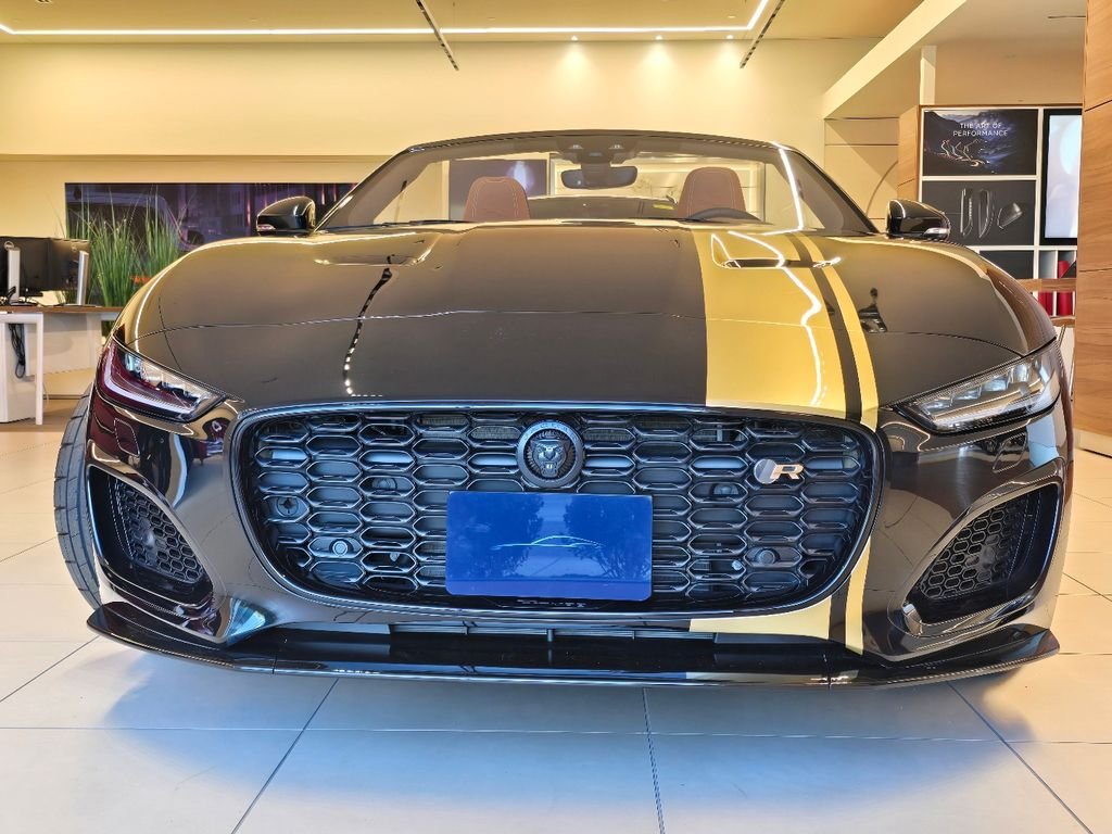 2024 Jaguar F-Type R75 - Photo 24