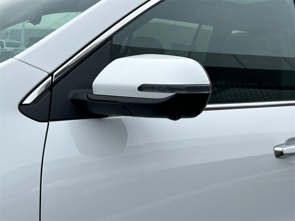 2026 GMC ACADIA - Image 11