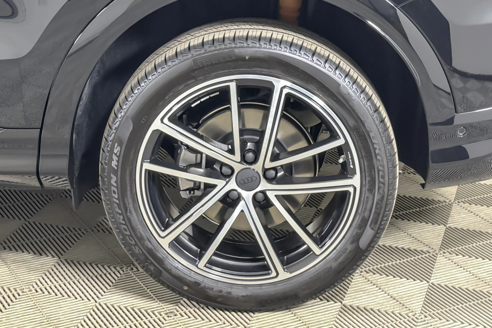 New 2026 Mythos Black Metallic Audi Premium 2.0 TFSI quattro image 26