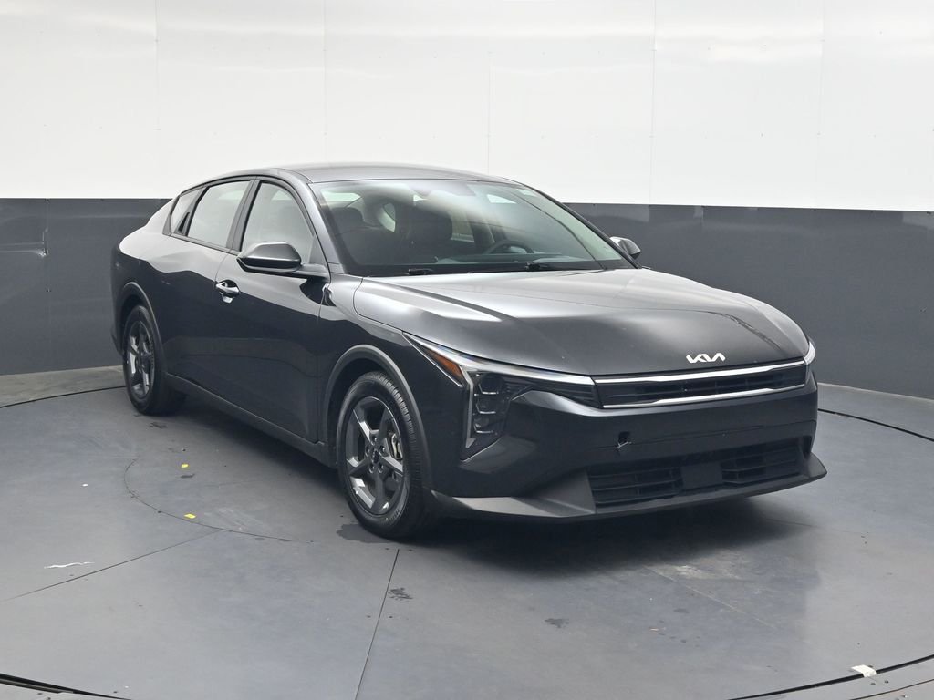 Used 2025 Gray Kia LXS image 2