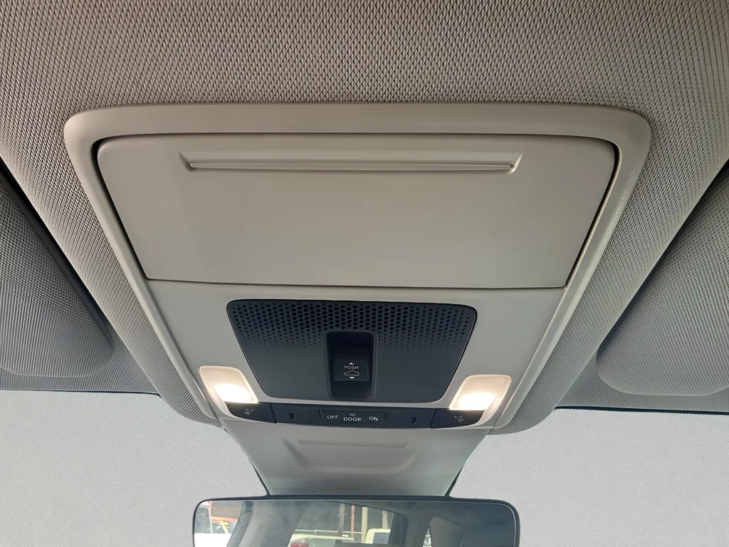 Certified Used 2024  Honda EX-L image 30