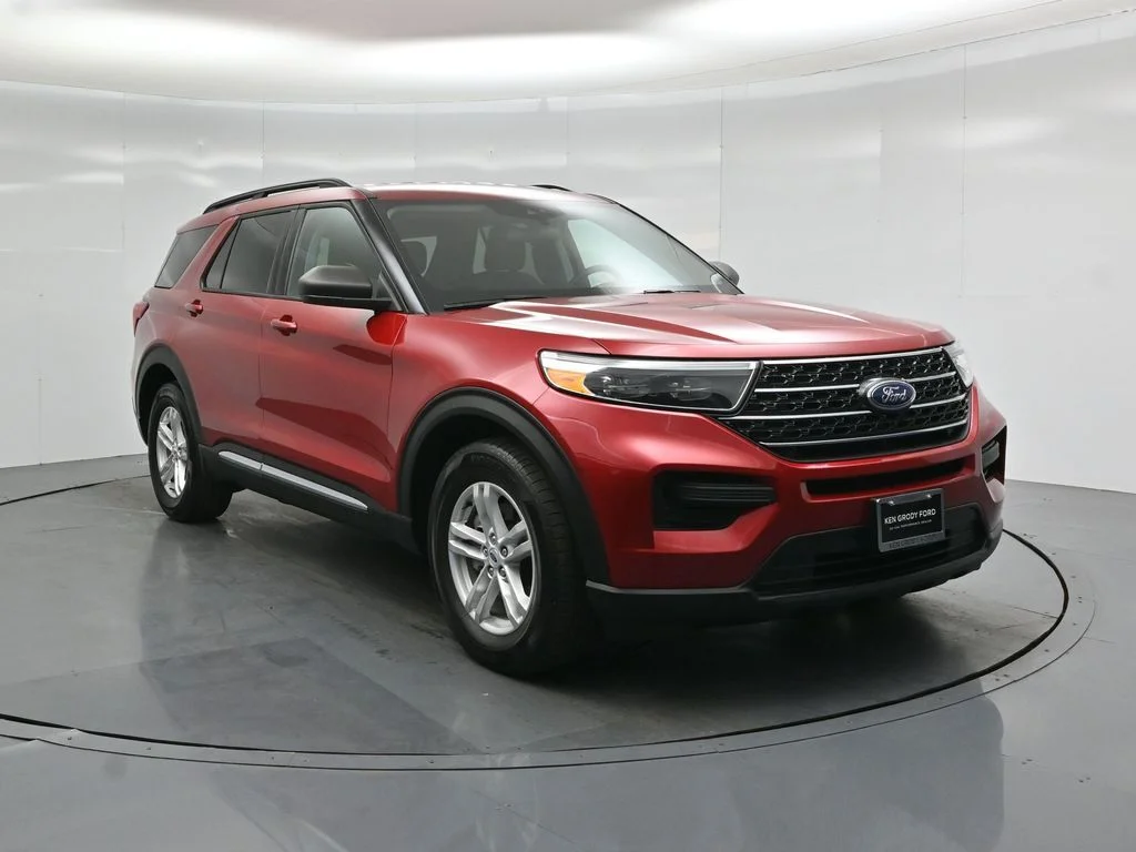 Used 2023 Red Ford XLT image 55