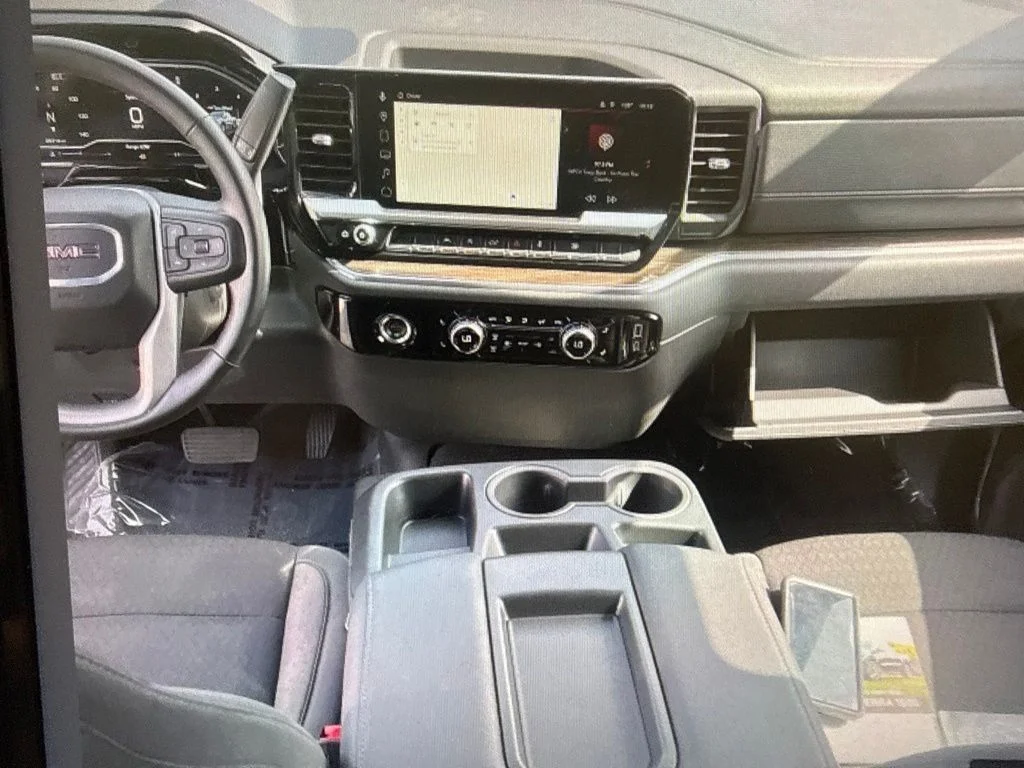 Used 2024 Silver GMC Elevation image 7
