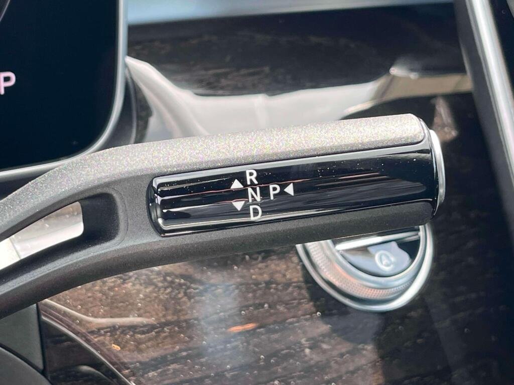 New 2026 Polar White Mercedes-Benz C 300 image 37