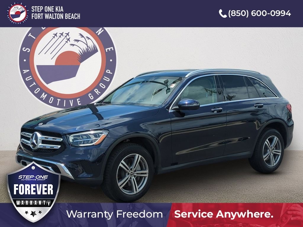 Used 2022  Mercedes-Benz GLC 300 image 1
