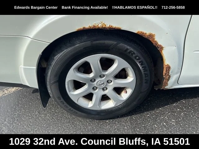 Used 2007 White Nissan 3.5 SL image 9