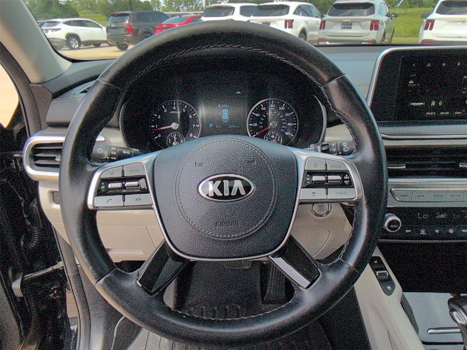 Used 2021 Ebony Black Kia EX image 37